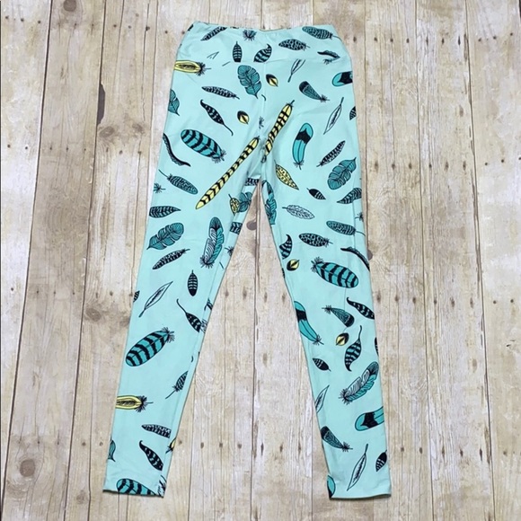 LuLaRoe Feather Leggings - Picture 2 of 5